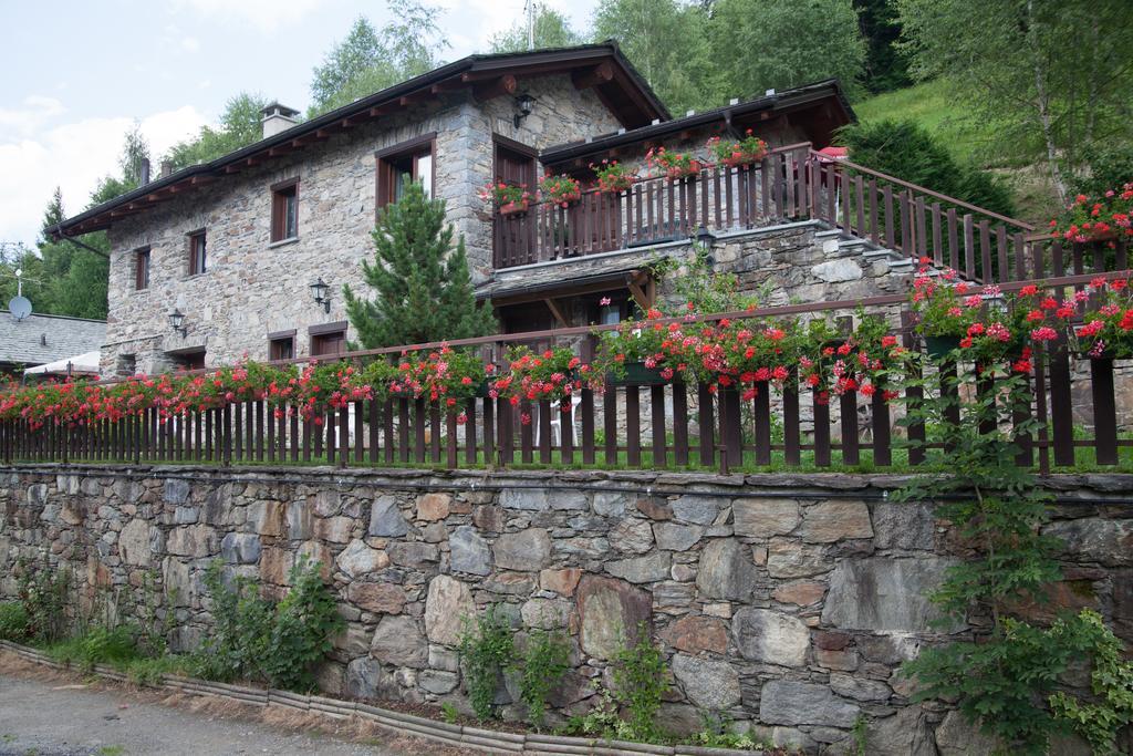 Willa Agriturismo Al Castagneto Mazzo di Valtellina Zewnętrze zdjęcie