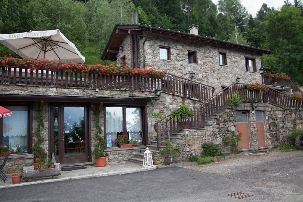 Willa Agriturismo Al Castagneto Mazzo di Valtellina Zewnętrze zdjęcie