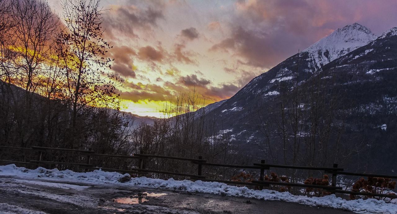 Willa Agriturismo Al Castagneto Mazzo di Valtellina Zewnętrze zdjęcie